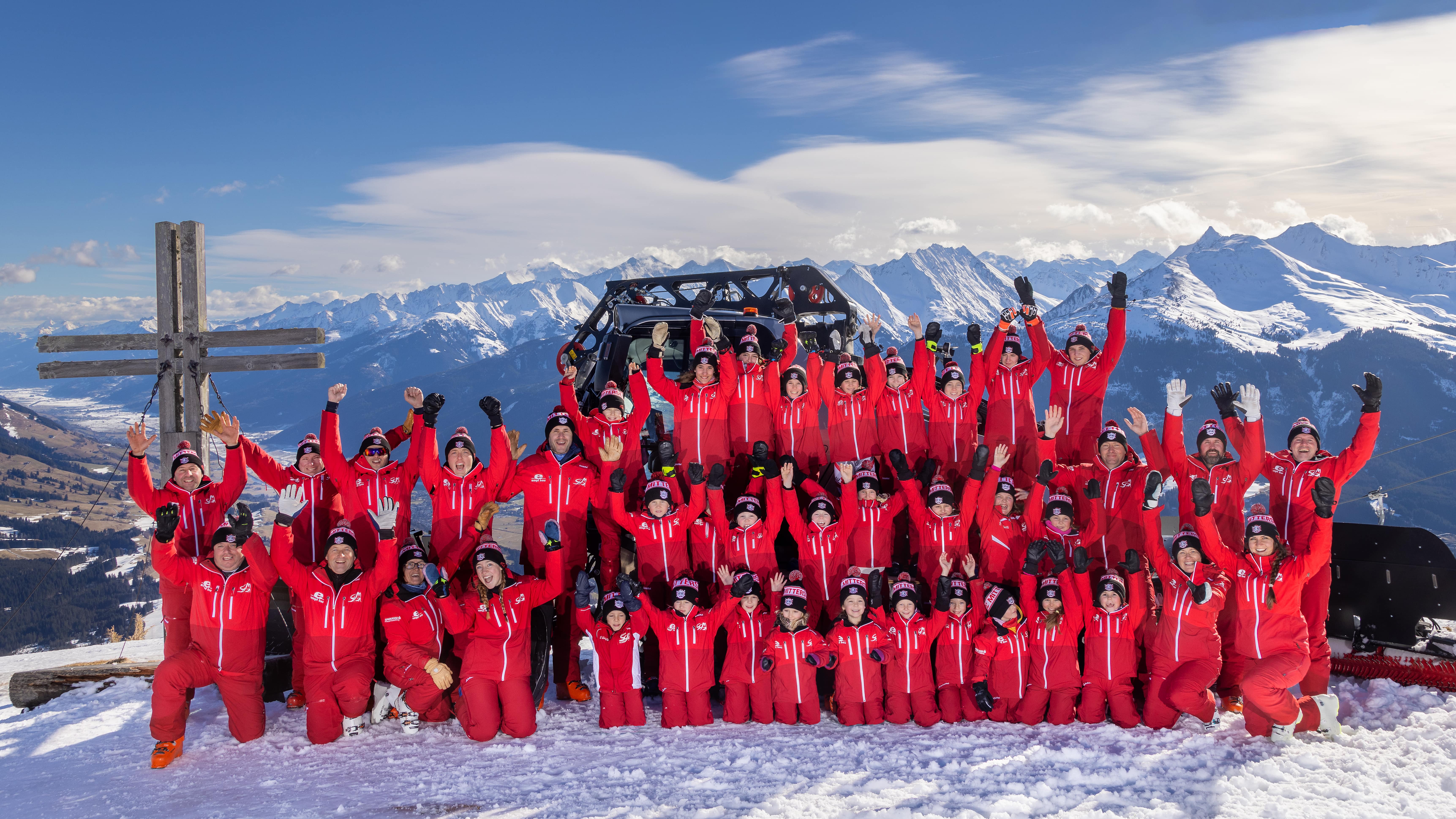 Mannschaftsfoto Ski Alpin 2024 (© Franz Reifmüller)